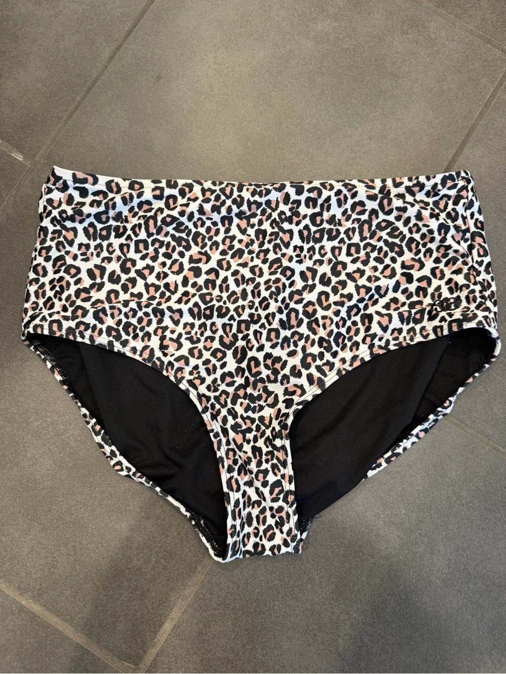 Albion Fit high waist swim bottom size M